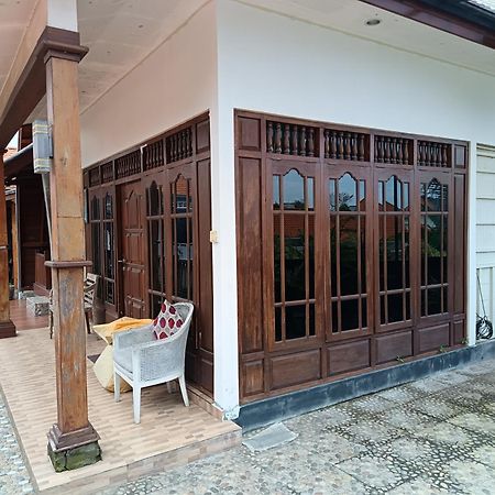 Urban Jungle House Bali Hotel Canggu Buitenkant foto