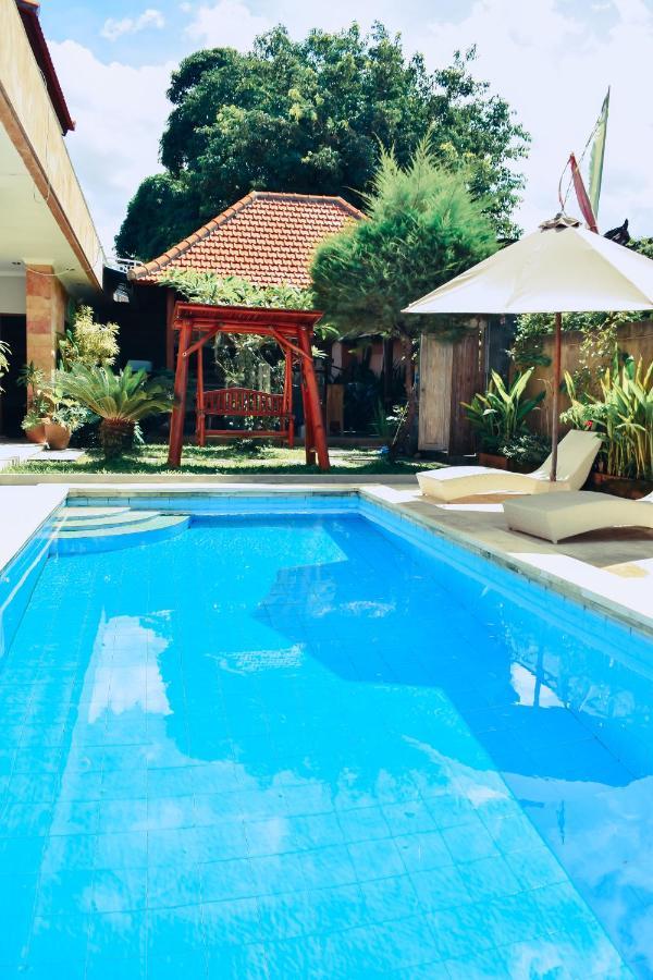 Urban Jungle House Bali Hotel Canggu Buitenkant foto